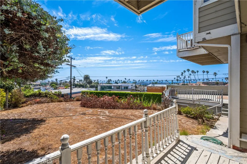 304 Avenue E, Redondo Beach, California 90277 home-pic-30