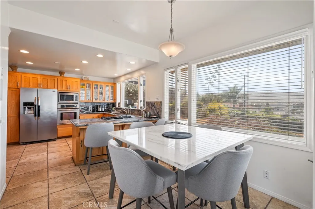 304 Avenue E, Redondo Beach, California 90277 home-pic-13