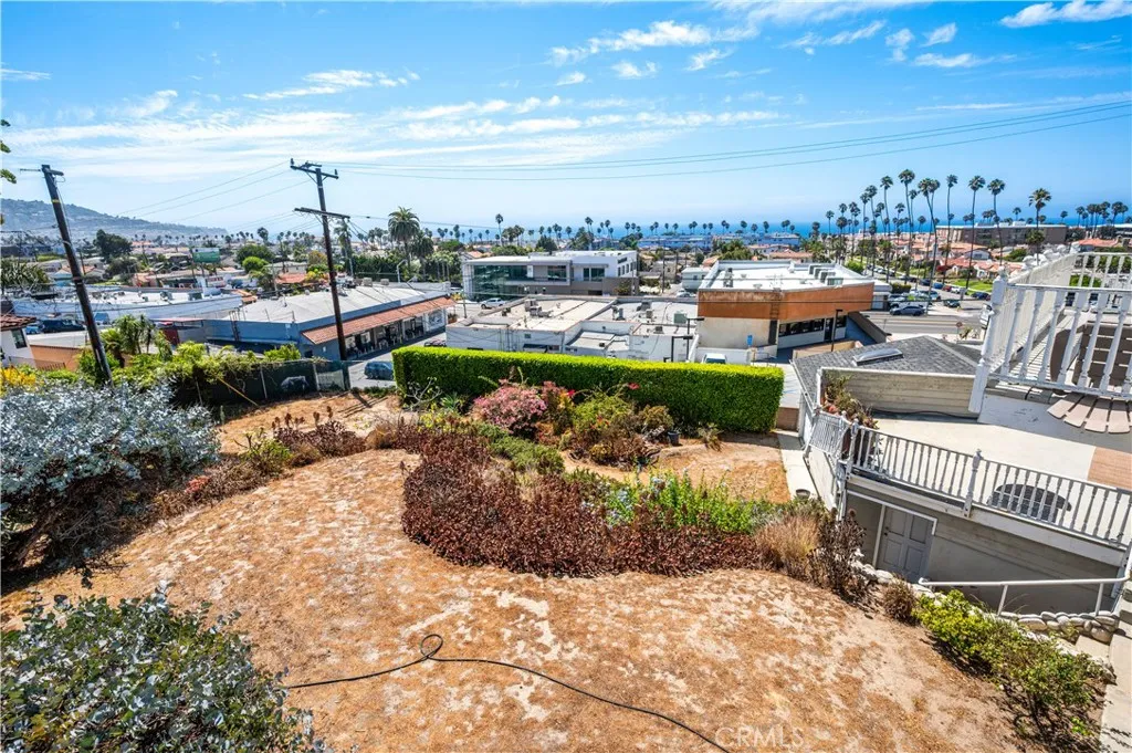 304 Avenue E, Redondo Beach, California 90277 home-pic-21