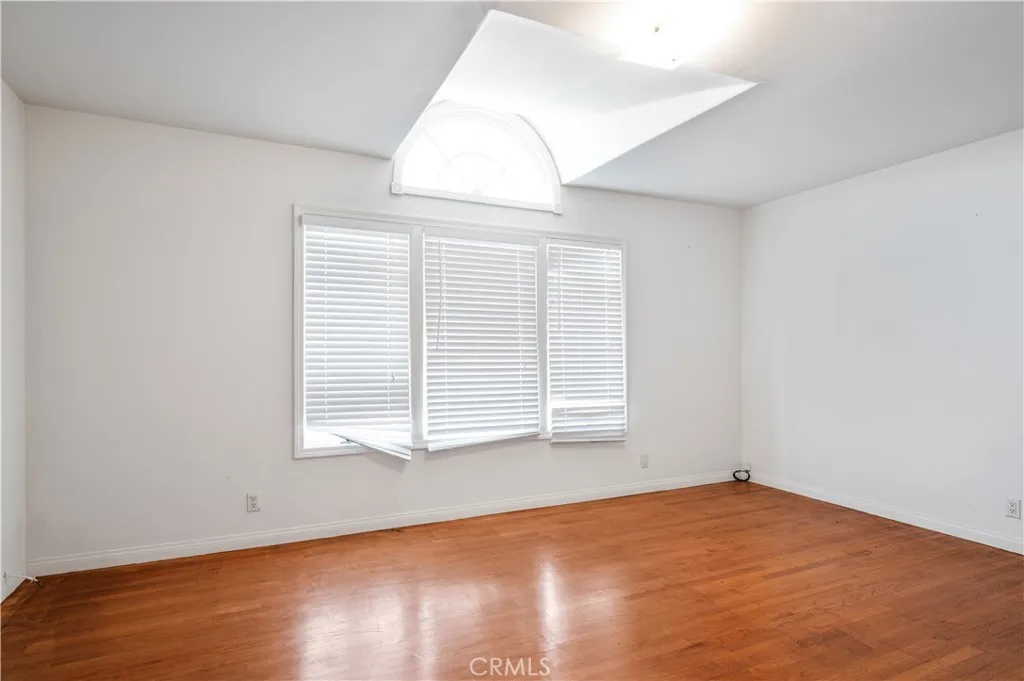 304 Avenue E, Redondo Beach, California 90277 home-pic-18