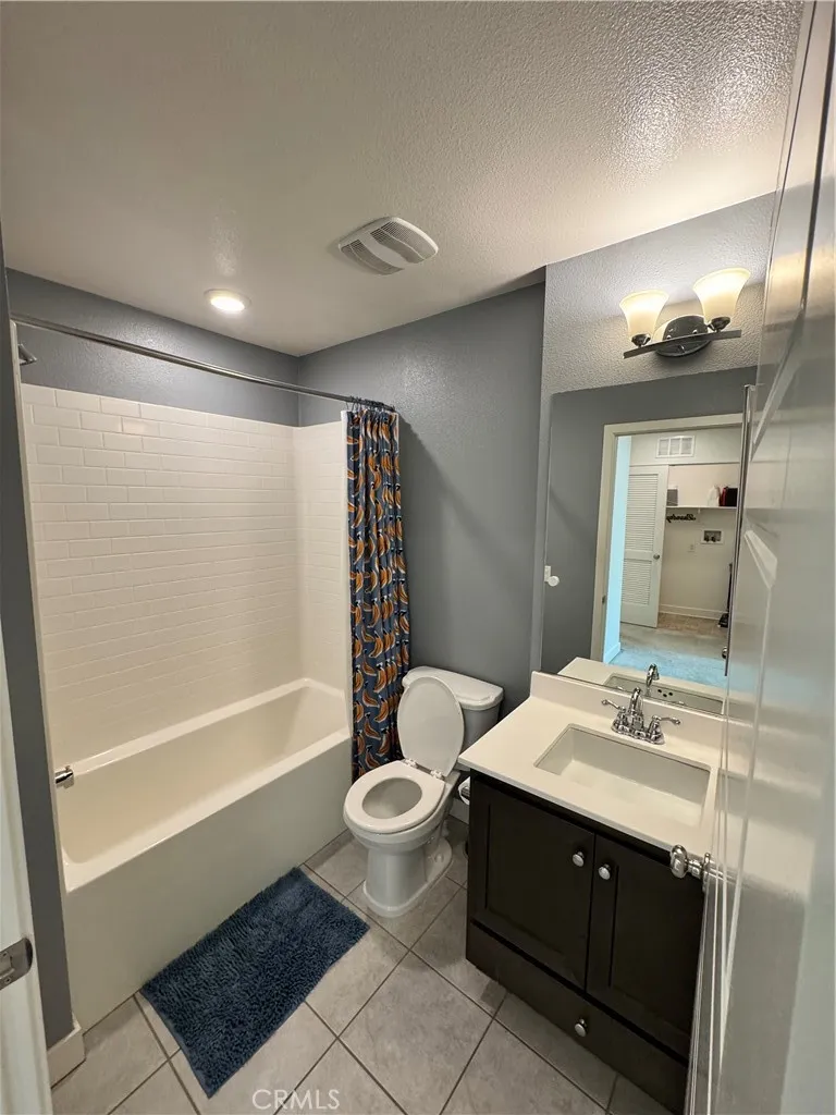 12745 Watt Lane B, Sylmar, California 91342 home-pic-15