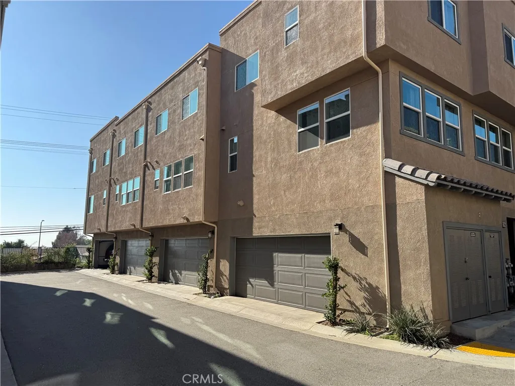 12745 Watt Lane B, Sylmar, California 91342 home-pic-26