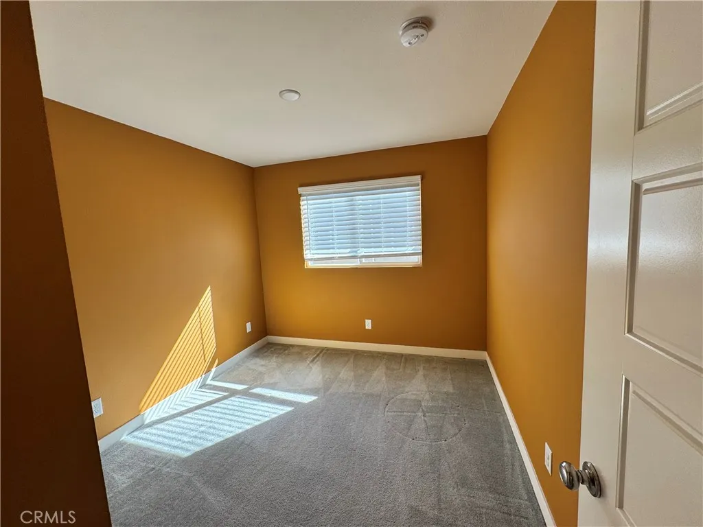 12745 Watt Lane B, Sylmar, California 91342 home-pic-14