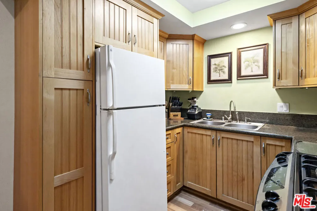 1100 Walnut Avenue 6, Long Beach, California 90813 home-pic-17