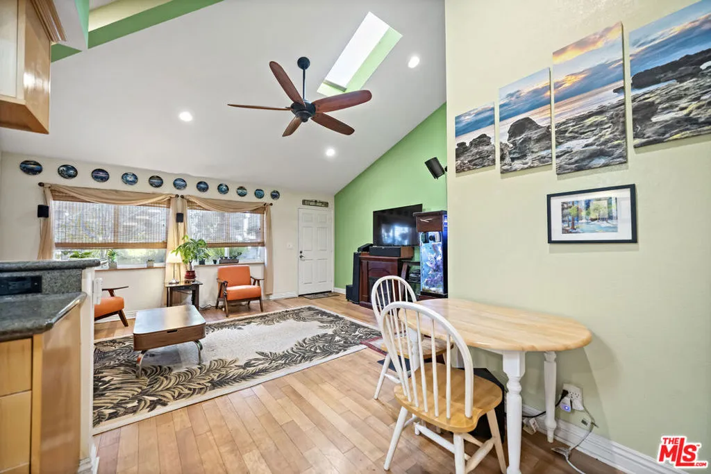 1100 Walnut Avenue 6, Long Beach, California 90813 home-pic-24