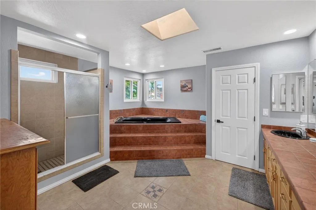 1501 Rock Springs Road, San Marcos, California 92069 home-pic-46