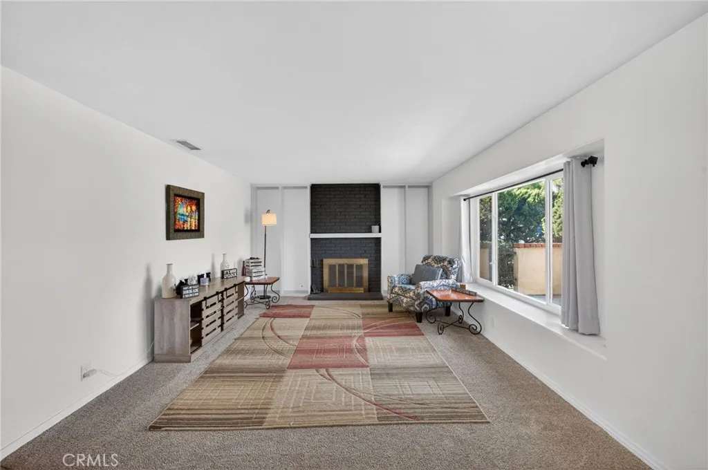 1501 Rock Springs Road, San Marcos, California 92069 home-pic-10