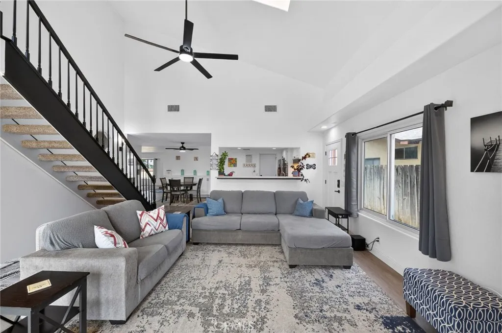 1501 Rock Springs Road, San Marcos, California 92069 home-pic-26