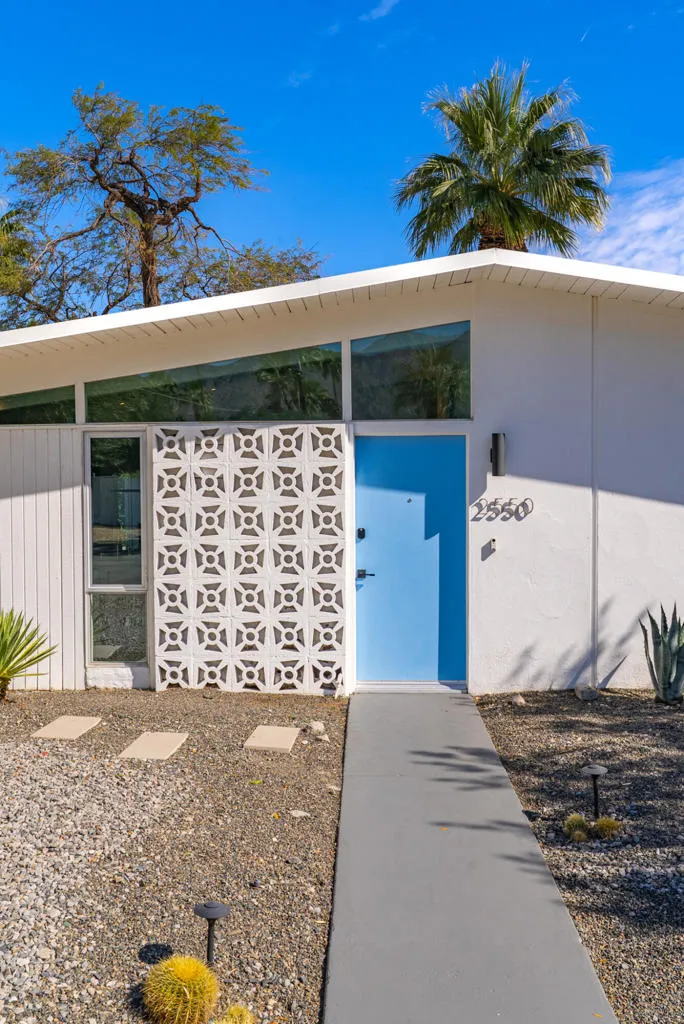 2550 N Kitty Hawk Drive, Palm Springs, California 92262 home-pic-39
