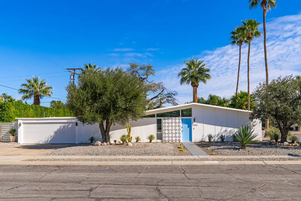 2550 N Kitty Hawk Drive, Palm Springs, California 92262 home-pic-50