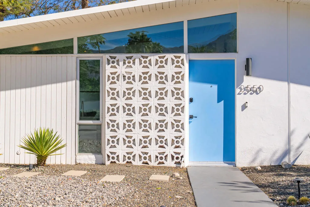 2550 N Kitty Hawk Drive, Palm Springs, California 92262 home-pic-8