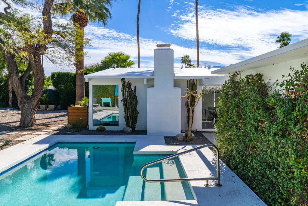 2550 N Kitty Hawk Drive, Palm Springs, California 92262 home-pic-30