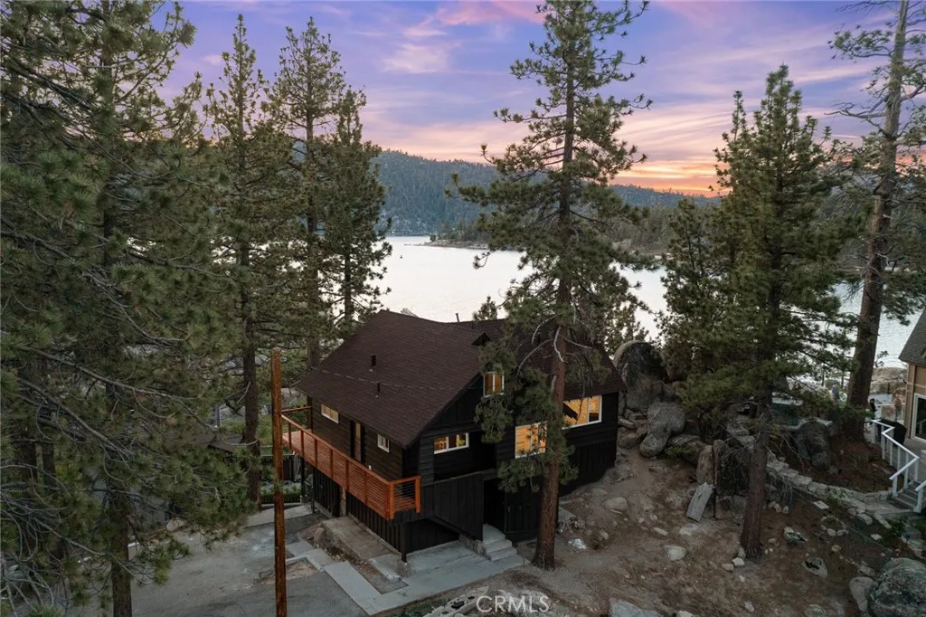 827 Penninsula, Big Bear Lake, California 92315 home-pic-59
