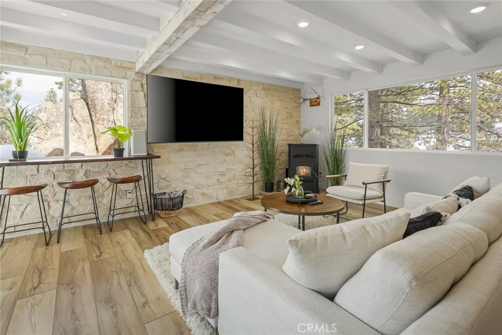 827 Penninsula, Big Bear Lake, California 92315 home-pic-22