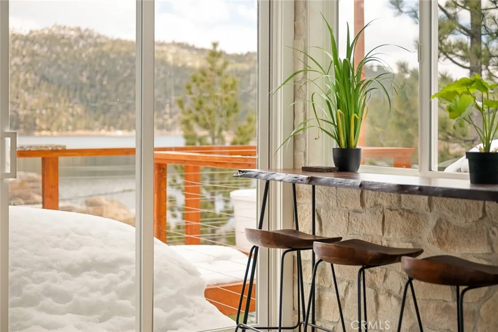 827 Penninsula, Big Bear Lake, California 92315 home-pic-24