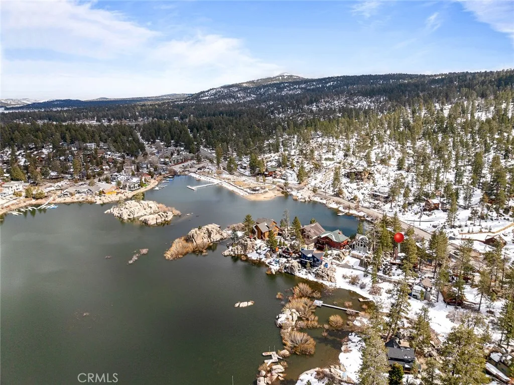 827 Penninsula, Big Bear Lake, California 92315 home-pic-56