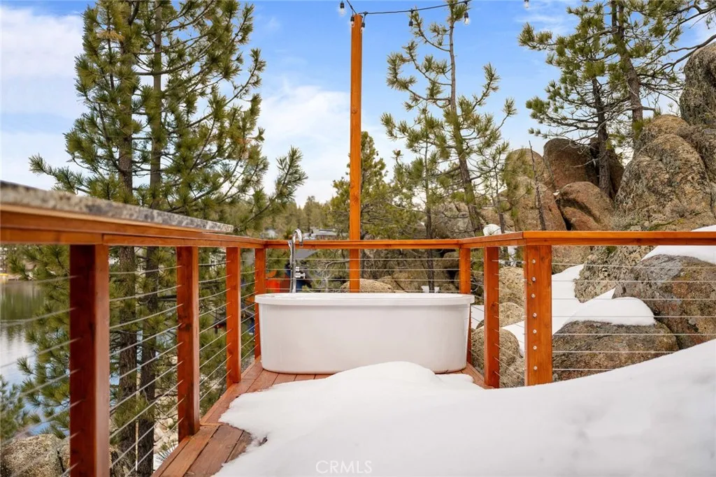 827 Penninsula, Big Bear Lake, California 92315 home-pic-45