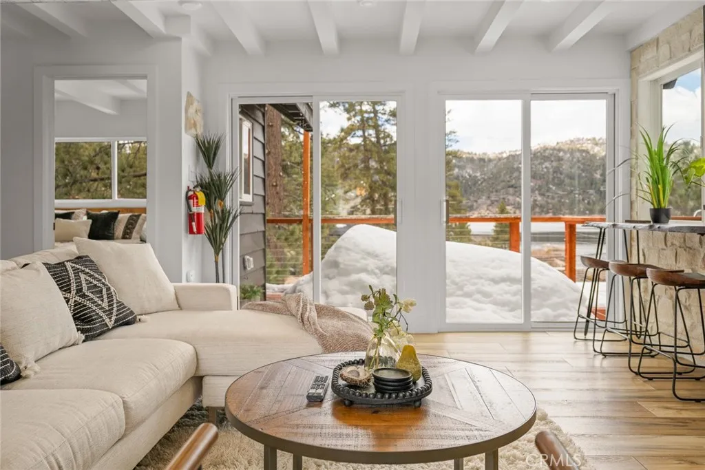 827 Penninsula, Big Bear Lake, California 92315 home-pic-20
