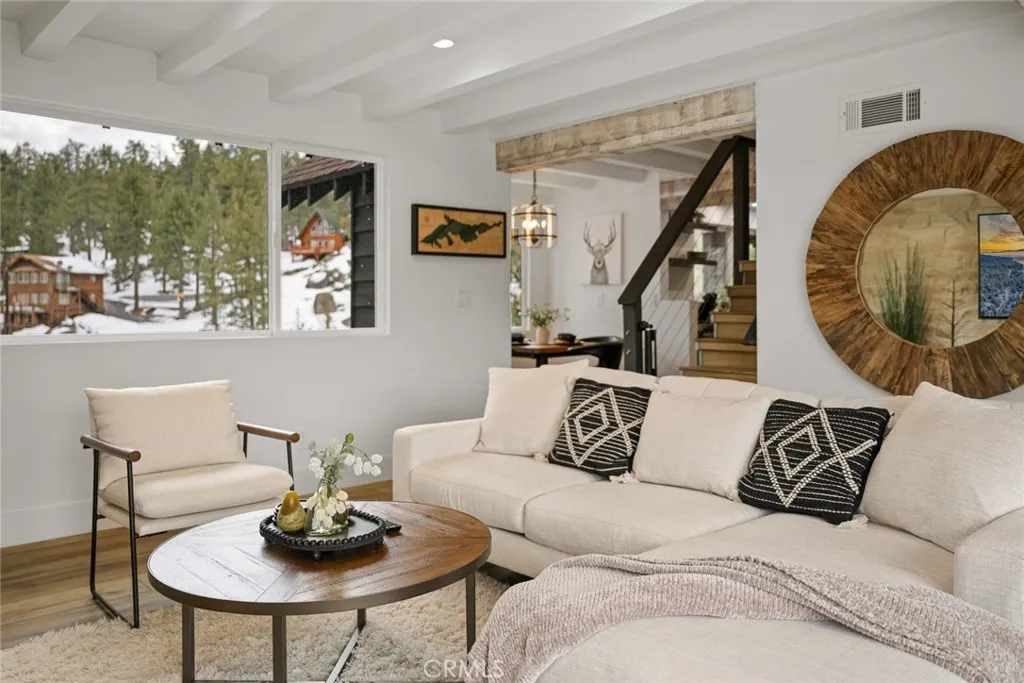 827 Penninsula, Big Bear Lake, California 92315 home-pic-23