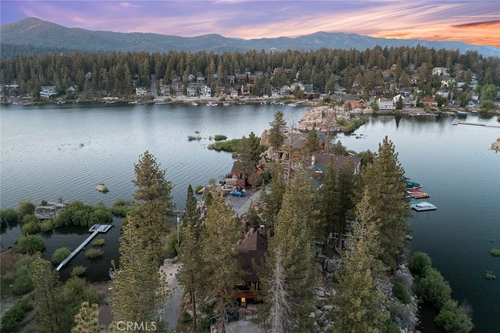 827 Penninsula, Big Bear Lake, California 92315 home-pic-63
