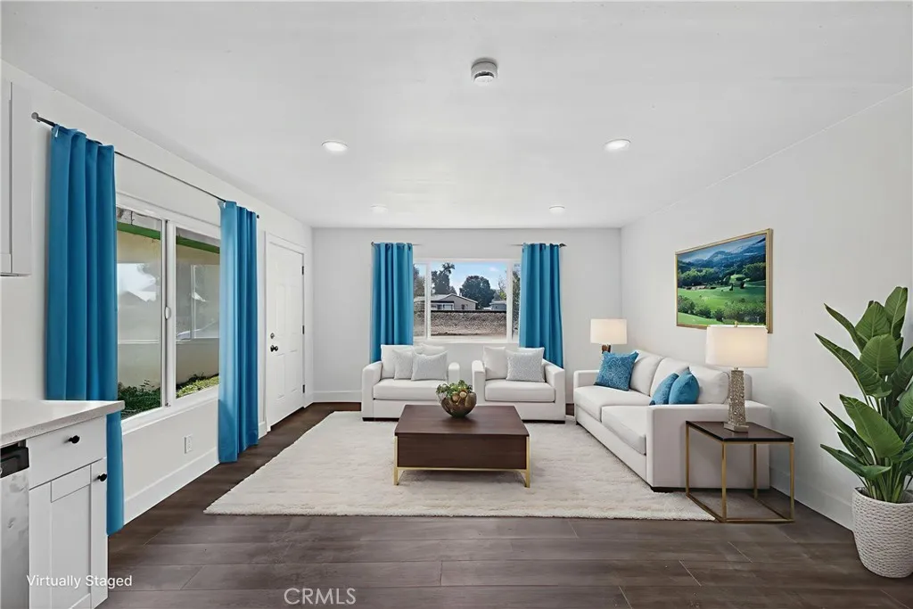 1013 -1017 W Santa Fe Avenue, Merced, California 95340 home-pic-13