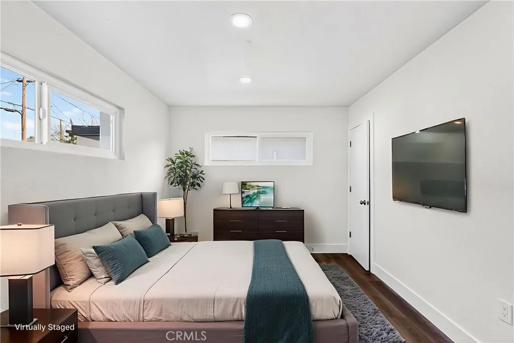 1013 -1017 W Santa Fe Avenue, Merced, California 95340 home-pic-37