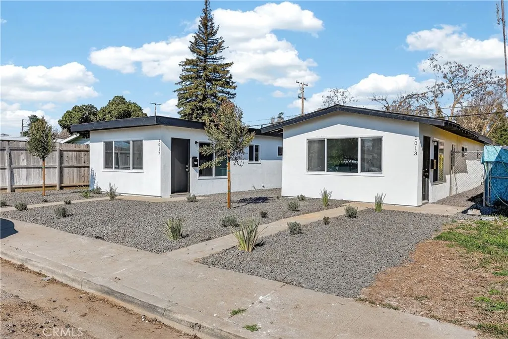 1013 -1017 W Santa Fe Avenue, Merced, California 95340 home-pic-1