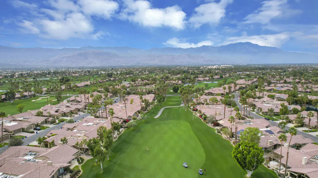 331 Red River Road, Palm Desert, California 92211 home-pic-33