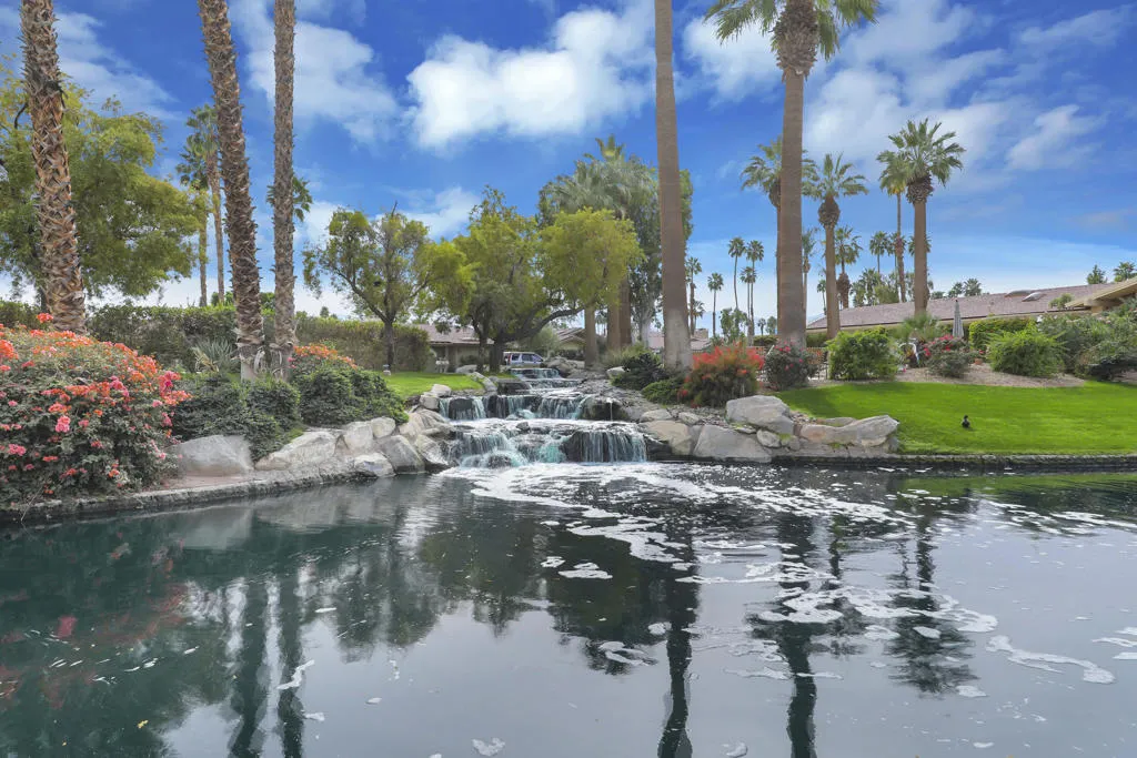 331 Red River Road, Palm Desert, California 92211 home-pic-3