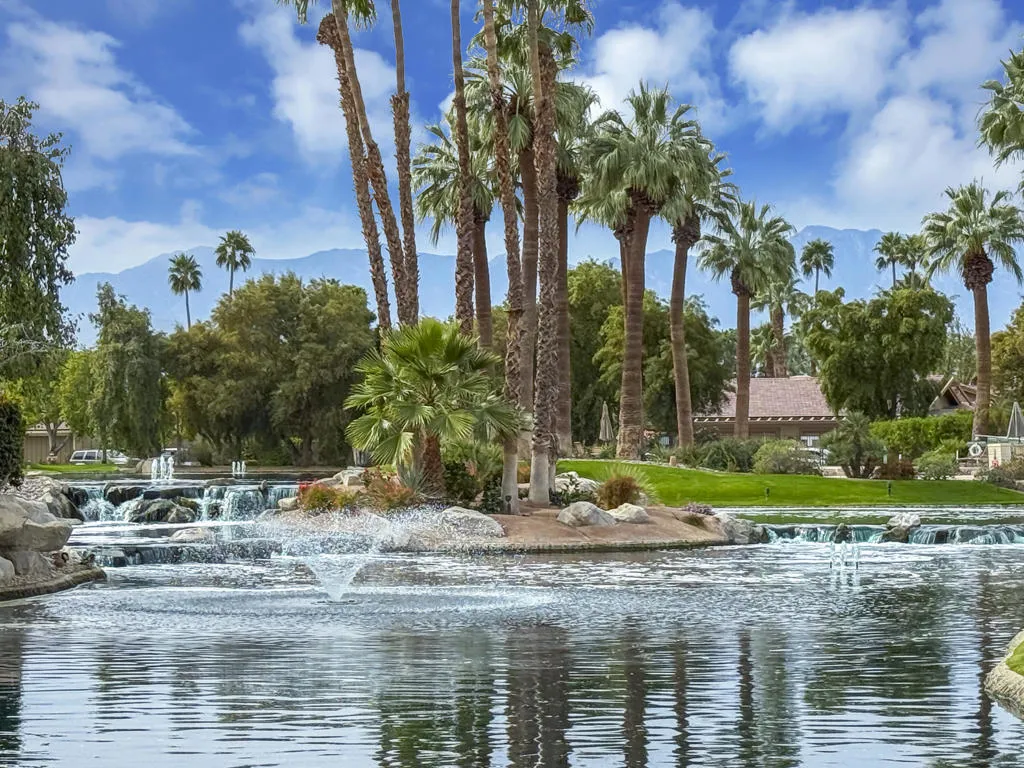 331 Red River Road, Palm Desert, California 92211 home-pic-38