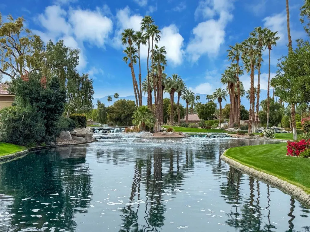 331 Red River Road, Palm Desert, California 92211 home-pic-37