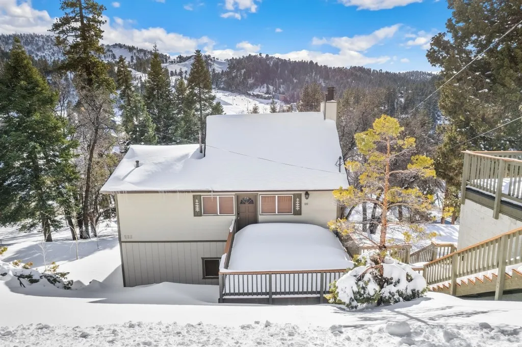 1218 Siskiyou Drive, Big Bear Lake, California 92315 home-pic-1