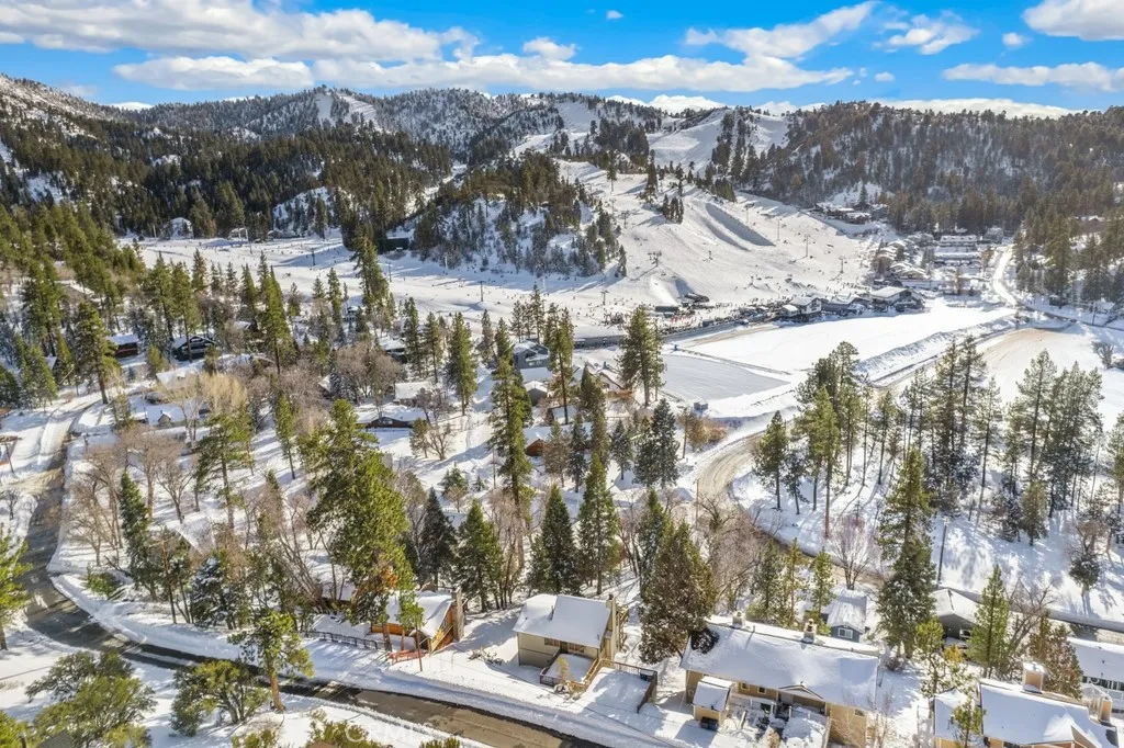 1218 Siskiyou Drive, Big Bear Lake, California 92315 home-pic-28