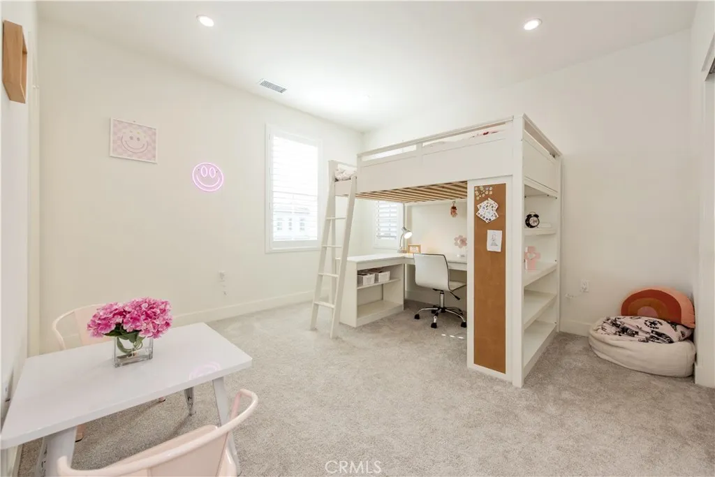 100 Bright Star, Irvine, California 92618 home-pic-36