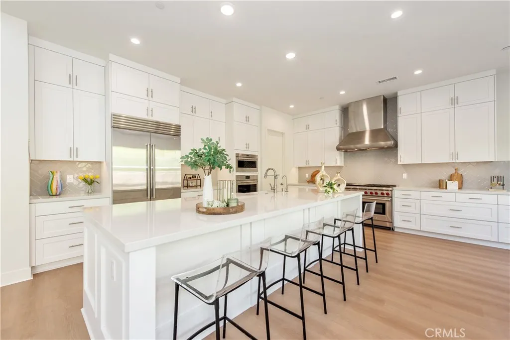 100 Bright Star, Irvine, California 92618 home-pic-14