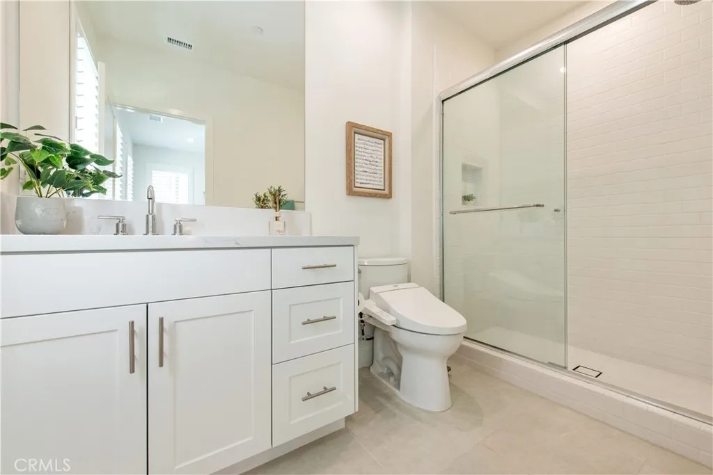 100 Bright Star, Irvine, California 92618 home-pic-35