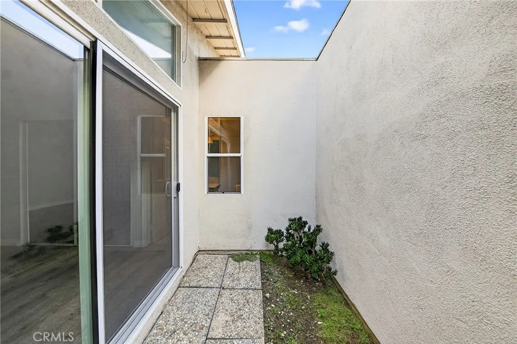 5267 Meadow Wood, Lakewood, California 90712 home-pic-27
