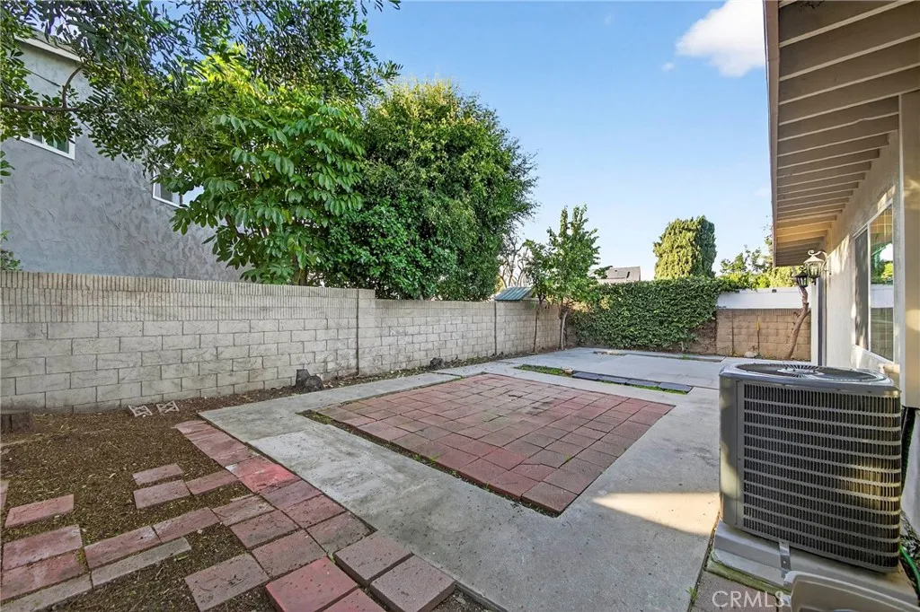 5267 Meadow Wood, Lakewood, California 90712 home-pic-40
