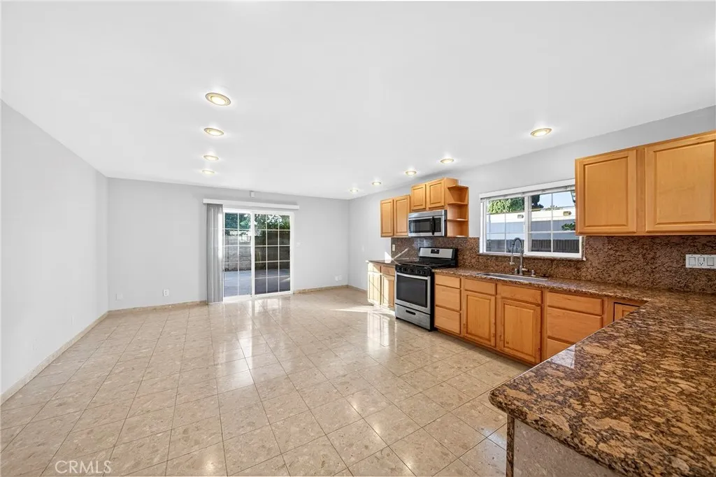 5267 Meadow Wood, Lakewood, California 90712 home-pic-14