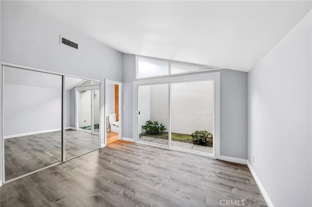5267 Meadow Wood, Lakewood, California 90712 home-pic-22