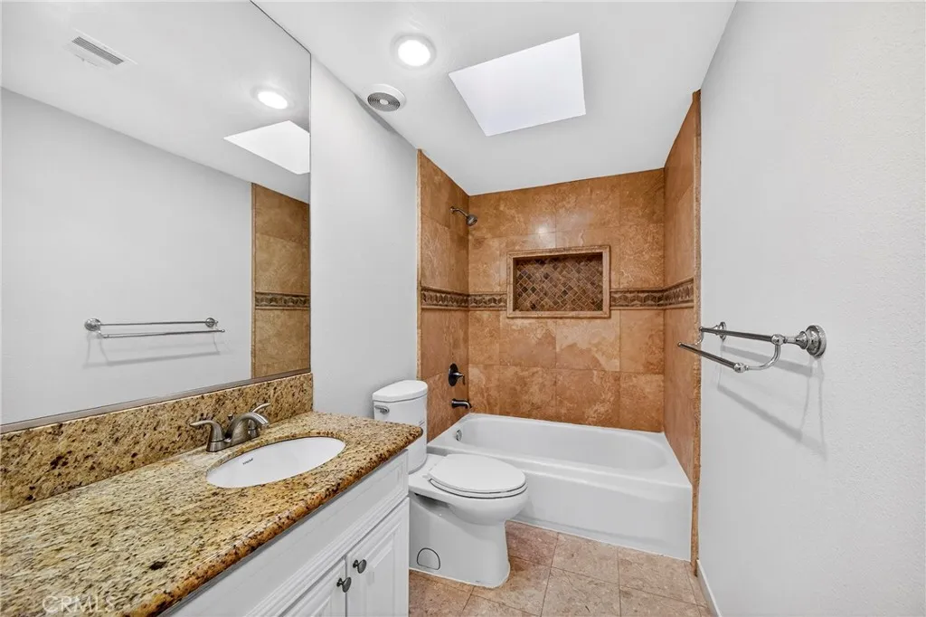 5267 Meadow Wood, Lakewood, California 90712 home-pic-31