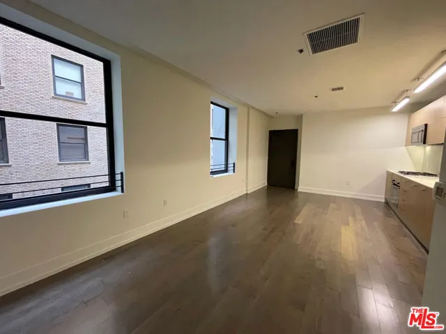 727 W 7th Street 901, Los Angeles, California 90017