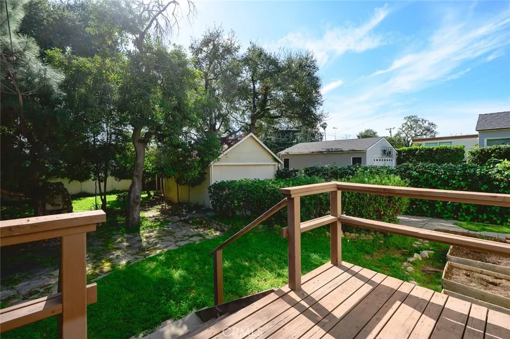 2038 Oakwood Street, Pasadena, California 91104 home-pic-25