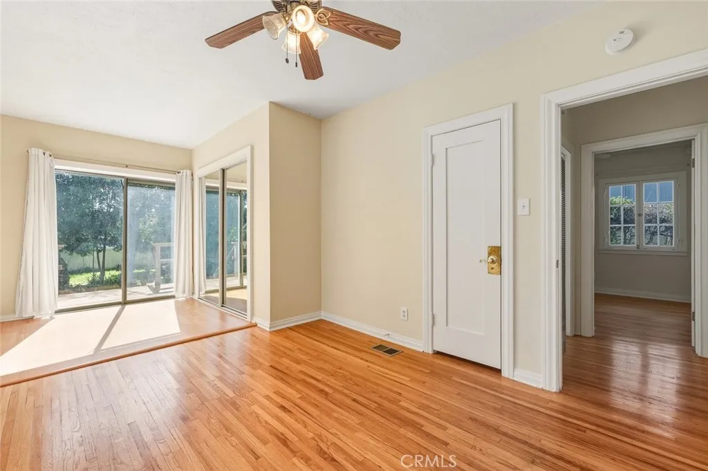 2038 Oakwood Street, Pasadena, California 91104 home-pic-23