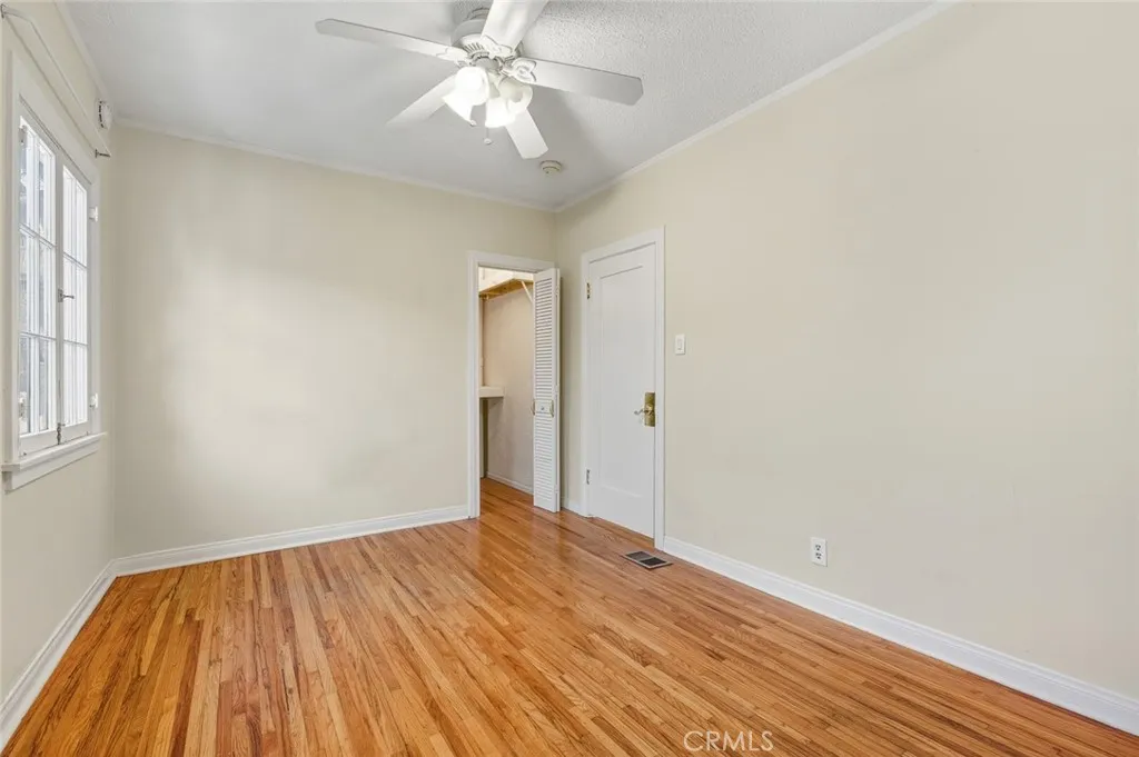 2038 Oakwood Street, Pasadena, California 91104 home-pic-17