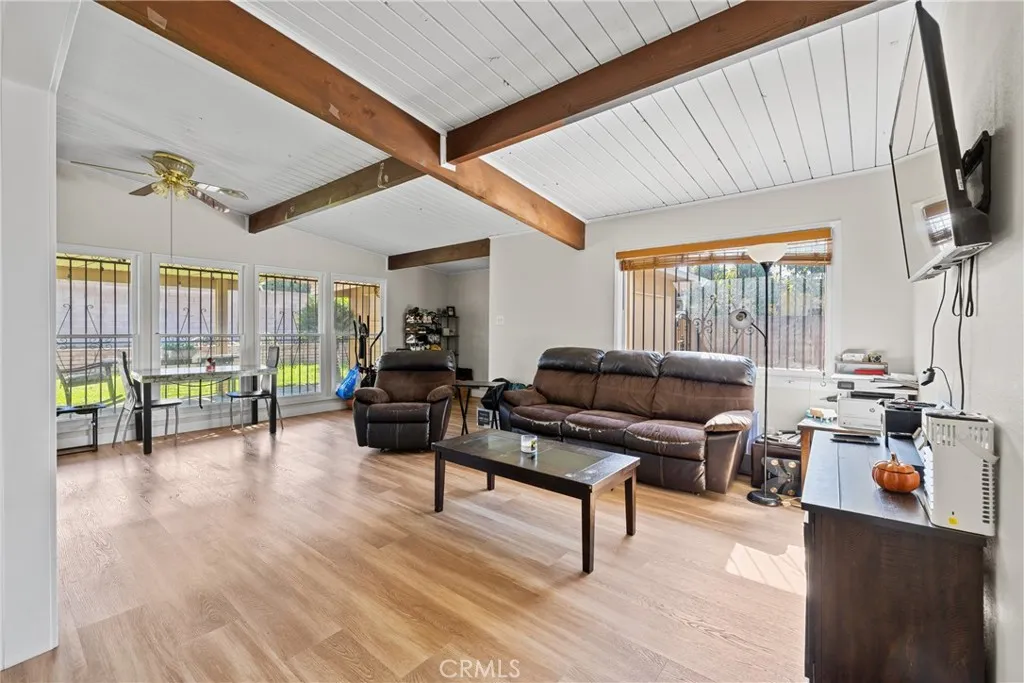 5902 N Viceroy, Azusa, California 91702 home-pic-5