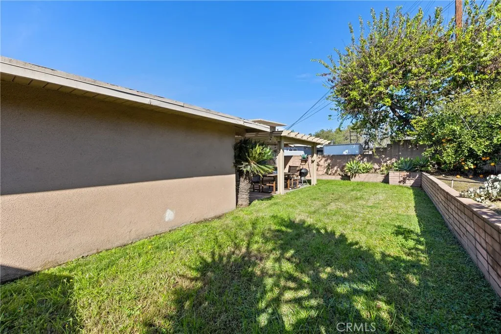 5902 N Viceroy, Azusa, California 91702 home-pic-22
