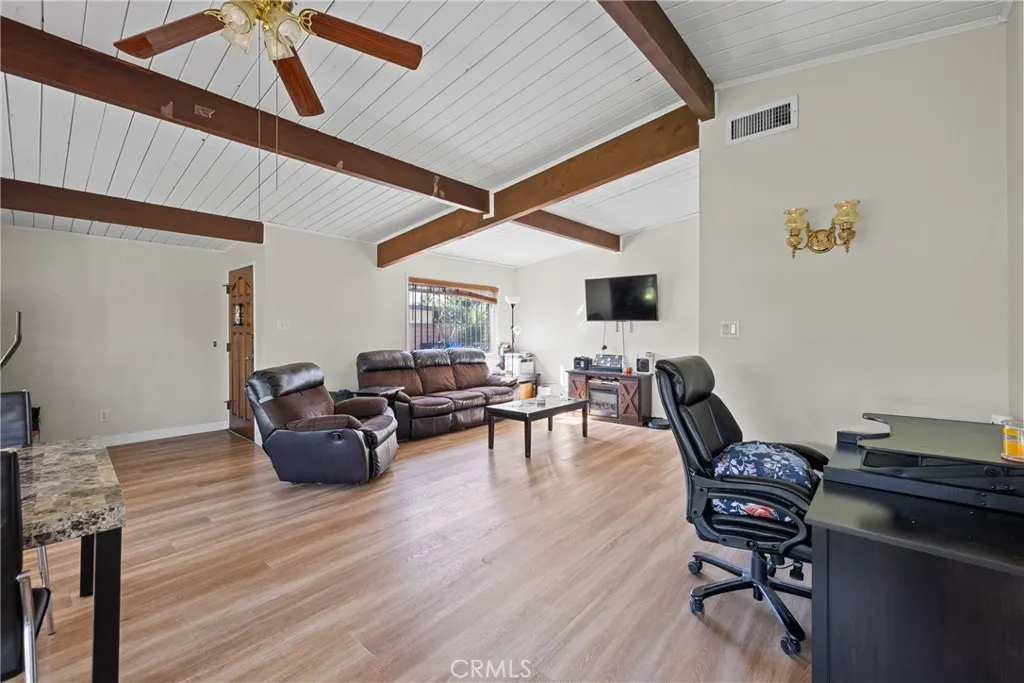5902 N Viceroy, Azusa, California 91702 home-pic-7