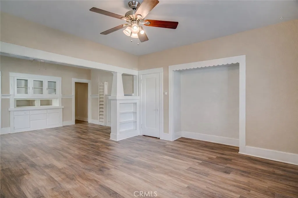 925 S Grand Avenue, San Pedro, California 90731 home-pic-16
