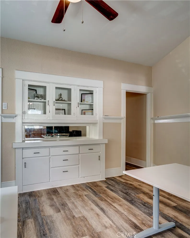 925 S Grand Avenue, San Pedro, California 90731 home-pic-13